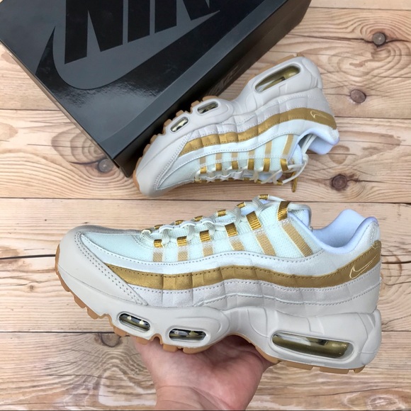 nike air max 95 womens desert sand